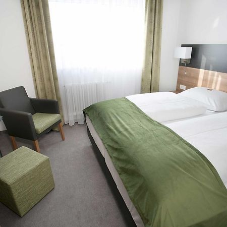 Hotel Kern Garni Walddorf  Екстериор снимка